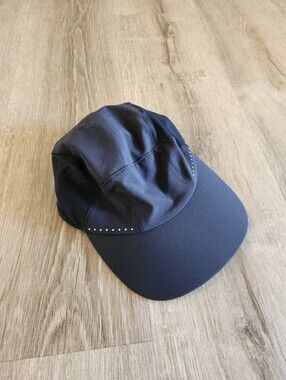 Lululemon Women's Black Fast and Free Run Hat Elite
